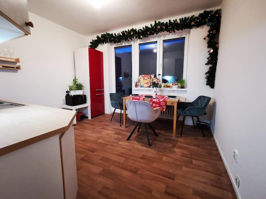 Cely Apartman Podlesi 54M2 S Dvema Balkony A S Novou Manzelskou Posteli, Zatim Neni Na Fotkach Appartamento Brno Esterno foto